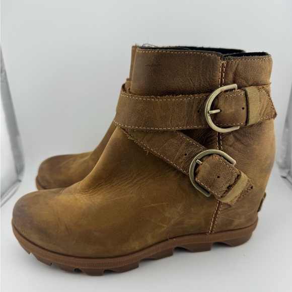 Sorel Joan Of Arctic Wedge ll Women's Brown Ankle Boots with Buckle Detail Sz 8 - Picture 1 of 8